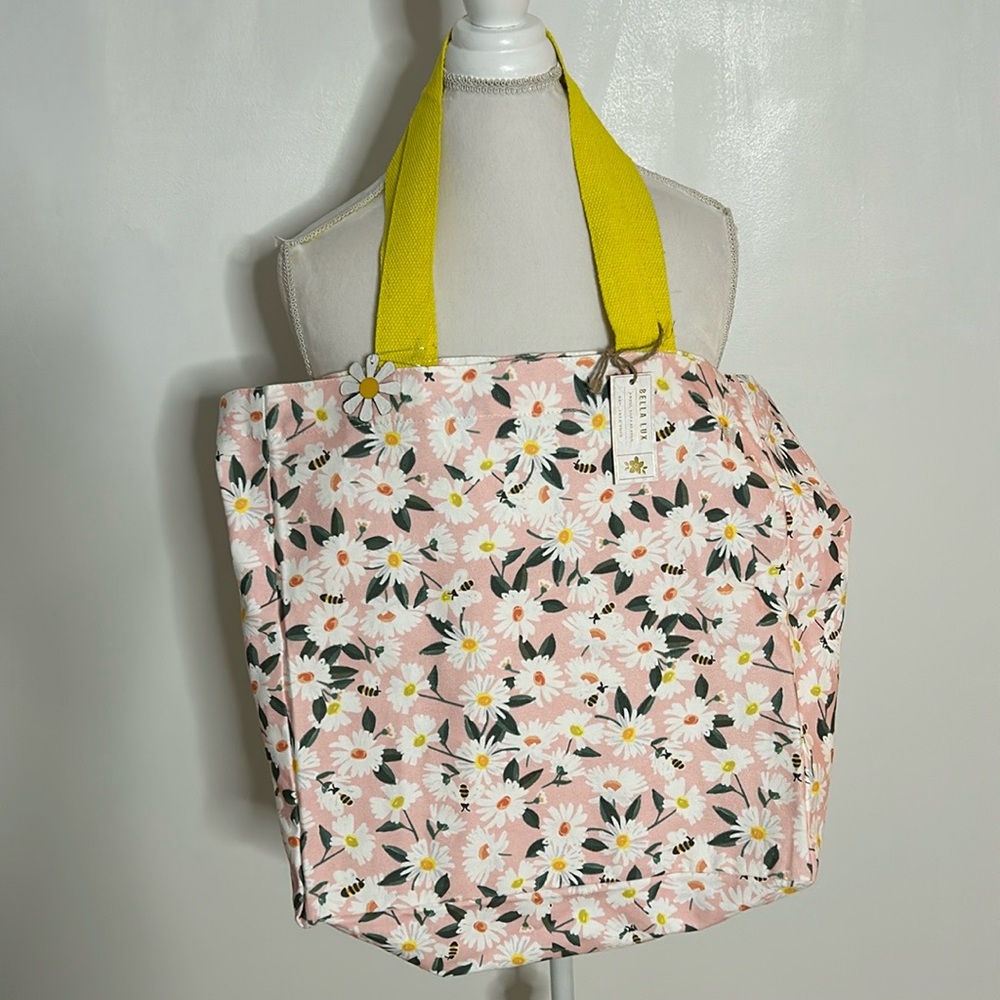NWT, Bella lux diastolic & bee canvas tote bag